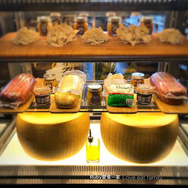 超大起司輪義大利麵 雪梨義大利餐廳 Stretch Italian Chatswood 超大起司輪義大利麵 雪梨義大利餐廳 Stretch Italian Chatswood