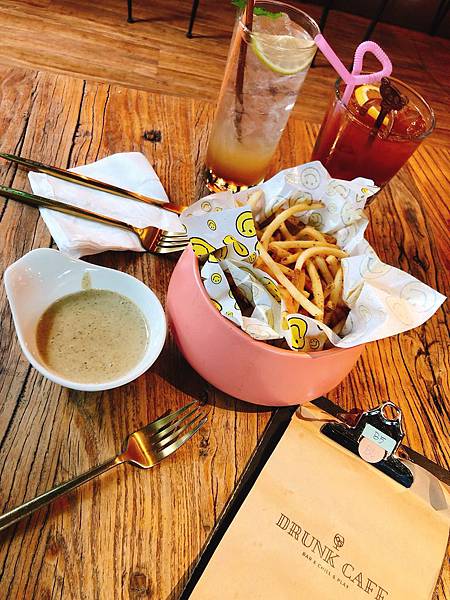 915_190915_0027.jpg 915_190915_0027.jpg