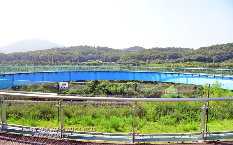 天空1.jpg 天空1.jpg