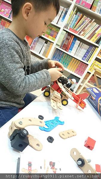 171059.jpg 171059.jpg