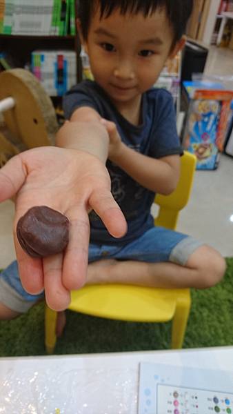 DSC_1588.jpg DSC_1588.jpg