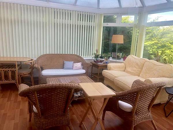 pic_05.jpg pic_05.jpg