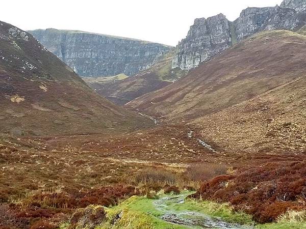 hiking pic_04.jpg hiking pic_04.jpg