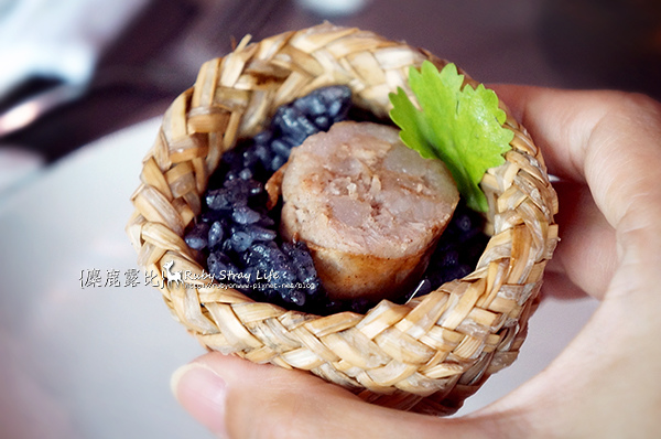 DSC05359草袋烏香飯.jpg DSC05359草袋烏香飯.jpg