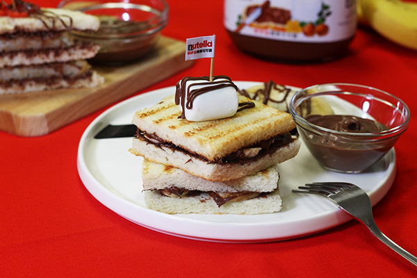 Nutella能多益早餐車創意甜早餐_能多益香蕉帕尼尼.jpg Nutella能多益早餐車創意甜早餐_能多益香蕉帕尼尼.jpg