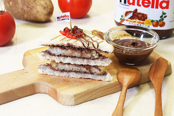 Nutella能多益早餐車創意鹹早餐_能多益薯餅三明治.jpg Nutella能多益早餐車創意鹹早餐_能多益薯餅三明治.jpg