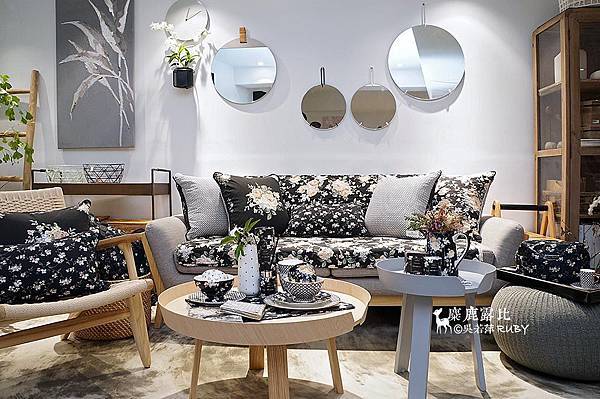 DSC07433JOSEPHINE & JOLIE璀璨耶誕慶典.jpg