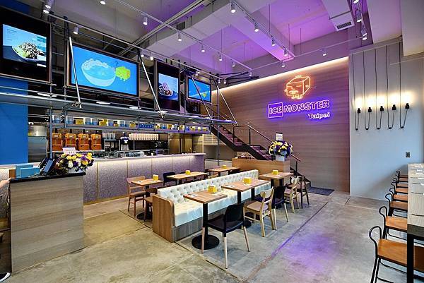 【新聞稿圖片1】ICE MONSTER永康創始店擁有明亮的簡約設計與逗趣擺飾,打造令人會心一笑的舒適空間.JPG