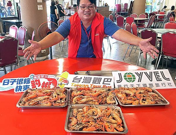 一桌釣蝦.jpg 一桌釣蝦.jpg