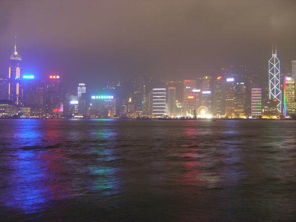 維多莉雅港夜景