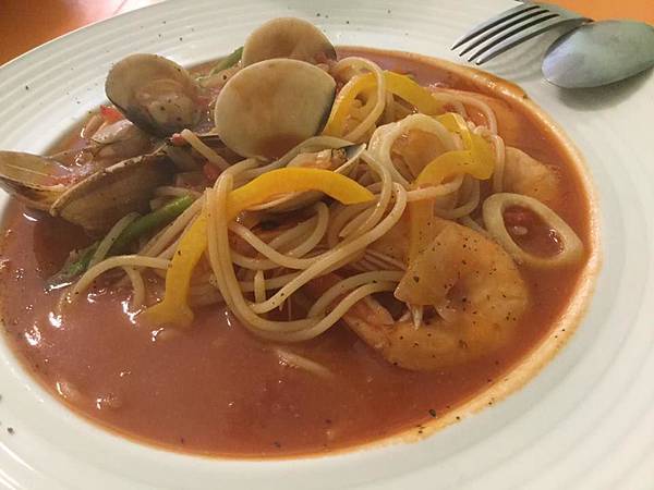 義大利麵~茄汁海鮮.jpg 義大利麵~茄汁海鮮.jpg