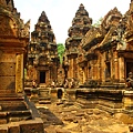 Banteay Srei Temple (10).JPG