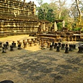 Baphuon Temple (8).JPG