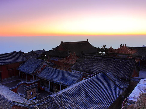 泰山碧霞祠.png