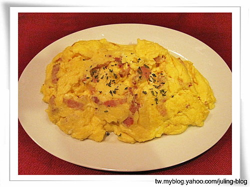 培根乳酪炒蛋(cream cheese scrambled eggs)