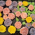 蛋糕裝飾2-Royal Icing Flowers (2)1.jpg