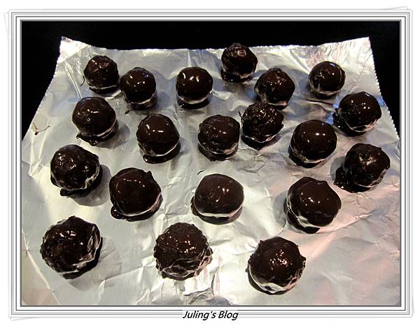 巧克力球做法9.JPG 巧克力球做法9.JPG