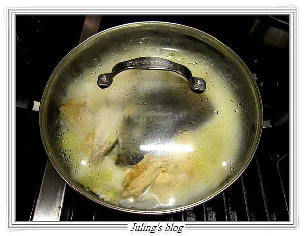 鮭魚頭豆漿鍋做法9.JPG