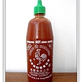 sriracha hot chili sauce.JPG