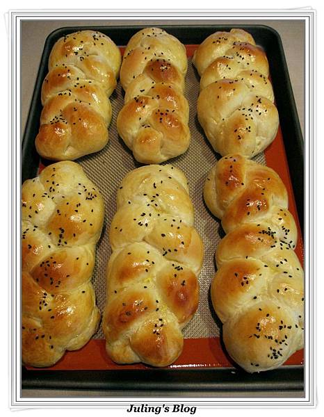 優格麻花辮麵包1.JPG