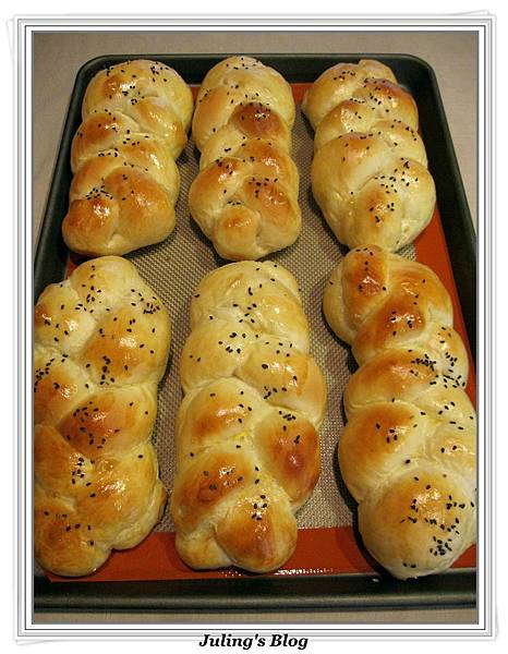 優格麻花辮麵包2.JPG