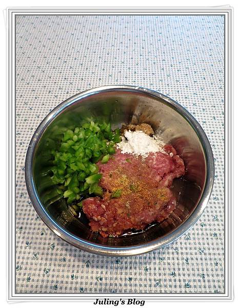 青椒肉餅做法2.jpg