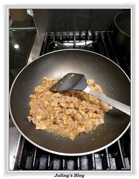 碎炒里肌彩椒做法6.JPG 碎炒里肌彩椒做法6.JPG