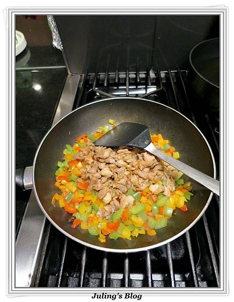 碎炒里肌彩椒做法9.JPG 碎炒里肌彩椒做法9.JPG