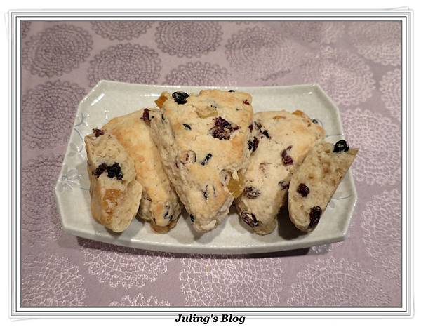 水果司康1.JPG 水果司康1.JPG