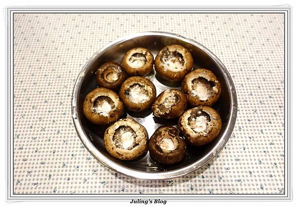 釀蘑菇做法3.JPG 釀蘑菇做法3.JPG