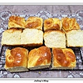 28香濃椰子麵包.jpg