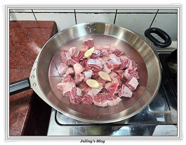 匈牙利紅酒燉牛肉做法4.jpg 匈牙利紅酒燉牛肉做法4.jpg