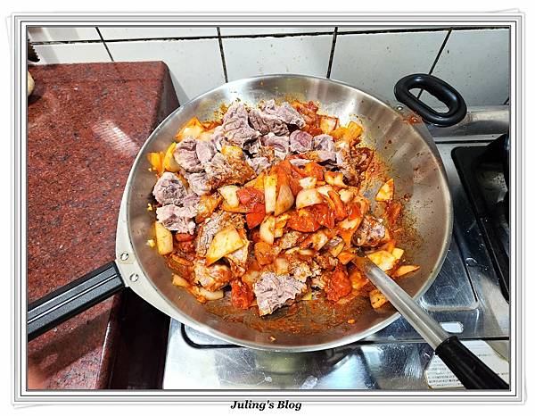 匈牙利紅酒燉牛肉做法11.jpg 匈牙利紅酒燉牛肉做法11.jpg