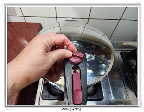 匈牙利紅酒燉牛肉做法20.jpg 匈牙利紅酒燉牛肉做法20.jpg