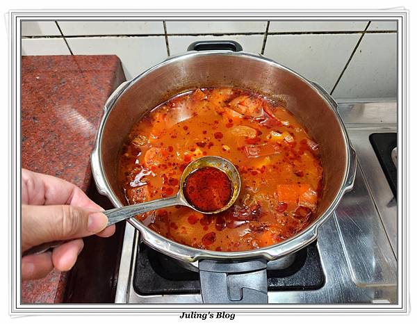 匈牙利紅酒燉牛肉做法27.jpg 匈牙利紅酒燉牛肉做法27.jpg