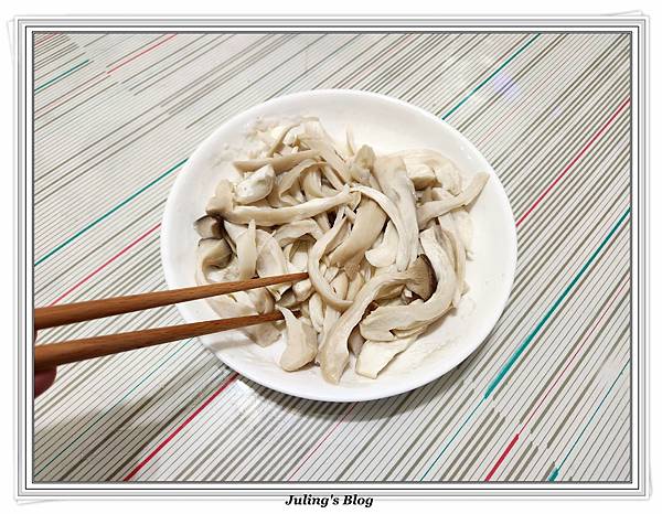 杏鮑菇素肉條做法5.jpg