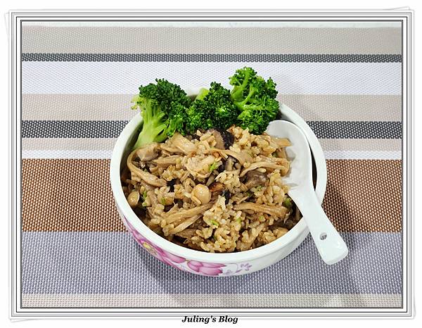 菇菇燉飯.jpg 菇菇燉飯.jpg