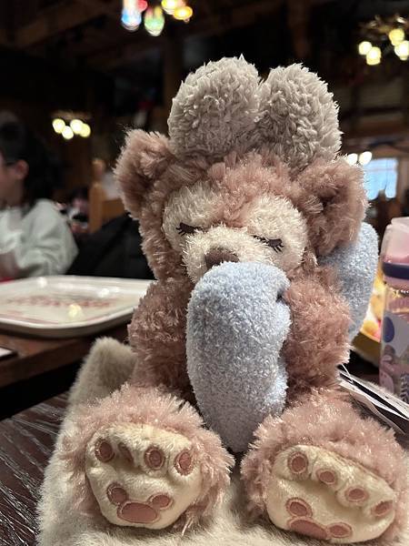 【親子旅遊】東京迪士尼秀餐廳-三種秀一次公開，海洋達菲秀/陸