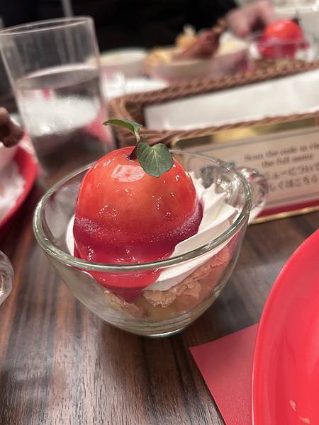 【親子旅遊】東京迪士尼秀餐廳-三種秀一次公開，海洋達菲秀/陸