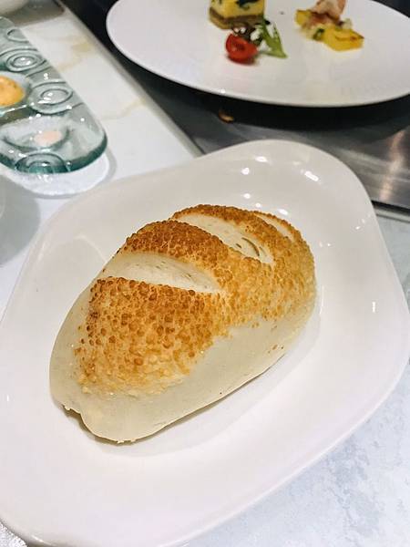 11608595869808 11608595869808