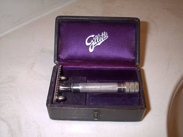 g19041.jpg g19041.jpg