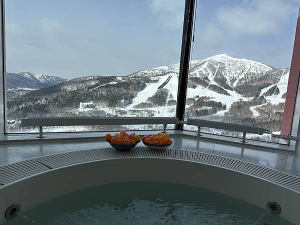 [北海道住宿]北海道的雪是一封浪漫情書之星野度假村鮭魚主題房