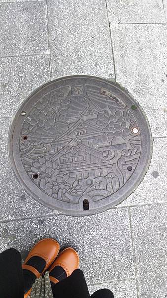 大阪的下水道蓋