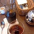 caldo咖啡的冰滴咖啡冰塊為咖啡豆的樣子