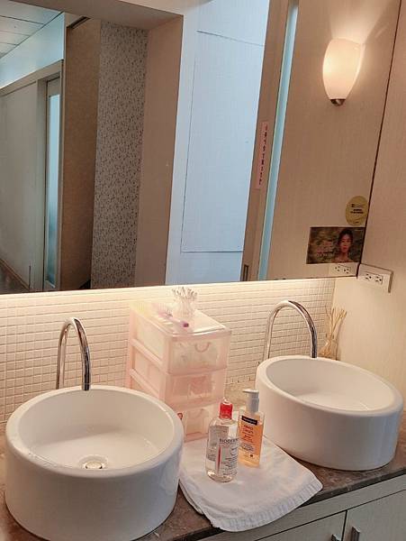 愛美 原來肌膚可以如此好 粉刺無痛bye bye 海菲秀