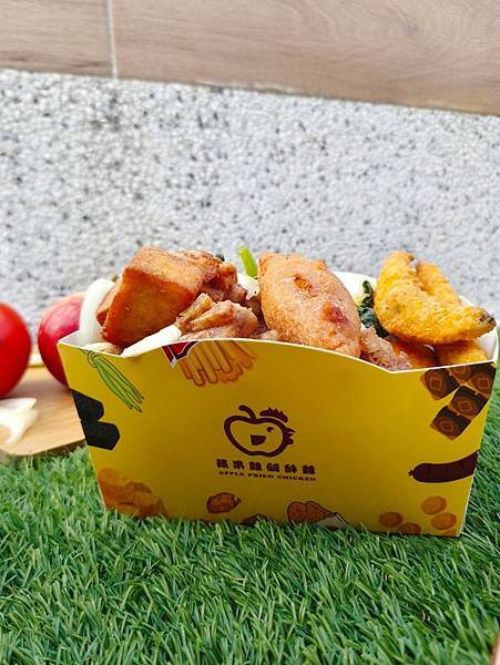 桃園美食 蘋果雞鹹酥雞 從南部開上來的炸物專門店 清爽脫