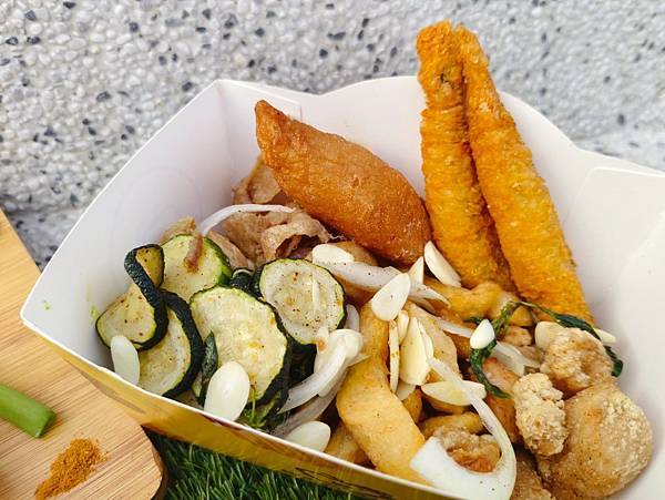 桃園美食 蘋果雞鹹酥雞 從南部開上來的炸物專門店 清爽脫