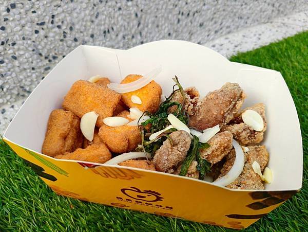 桃園美食 蘋果雞鹹酥雞 從南部開上來的炸物專門店 清爽脫
