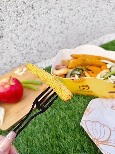 桃園美食 蘋果雞鹹酥雞 從南部開上來的炸物專門店 清爽脫