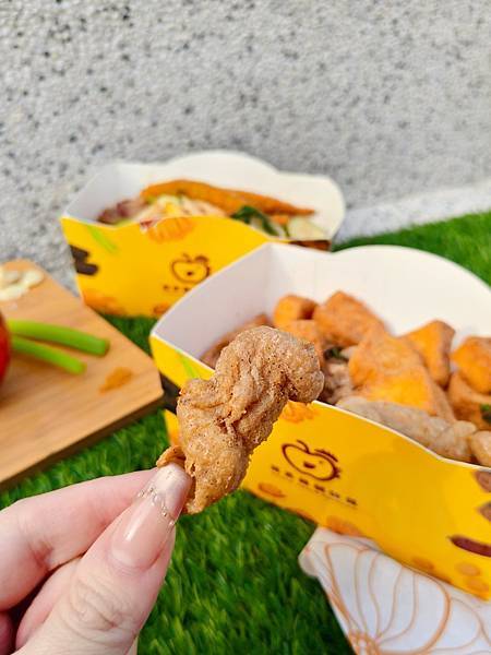 桃園美食 蘋果雞鹹酥雞 從南部開上來的炸物專門店 清爽脫